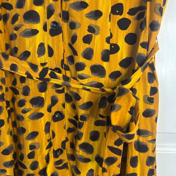 Anthropologie Vianne Maxi Shirtdress Animal Print Size 4 - Picture 6 of 10